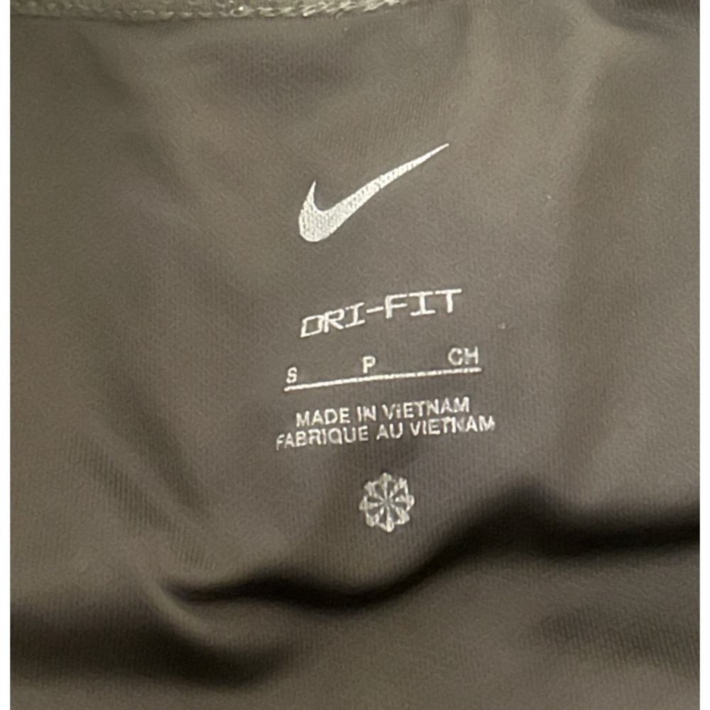 EC Ladies Nike Dri-Fit DR1517 Black/White Stars Print Run Train Gym Shorts Small - Picture 7 of 8